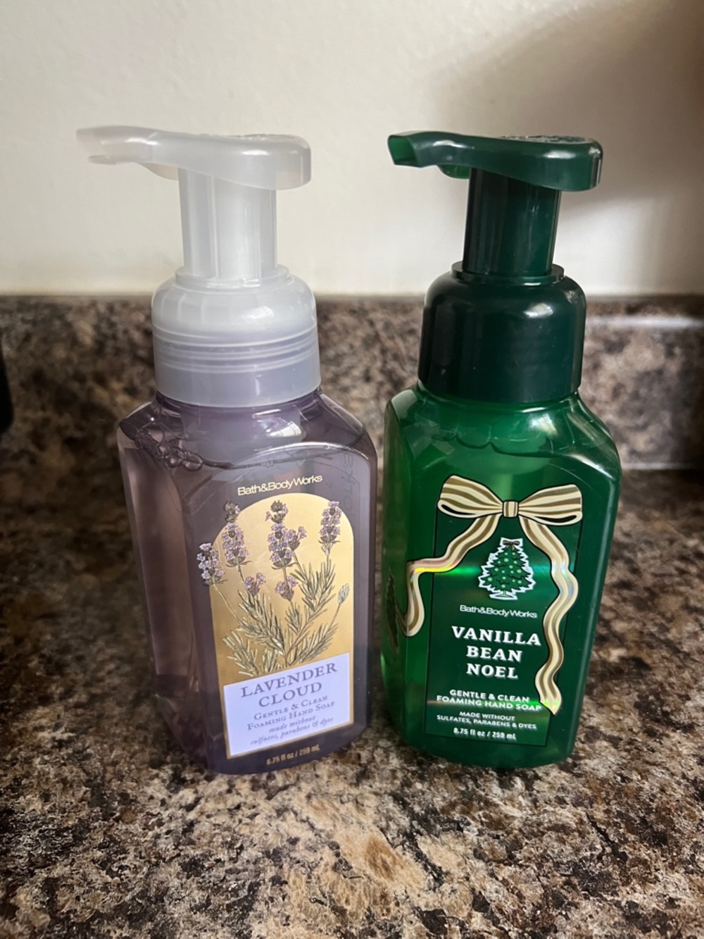 Bath & Body Works Lavender Cloud Gentle Foaming Hand Soap - Purple